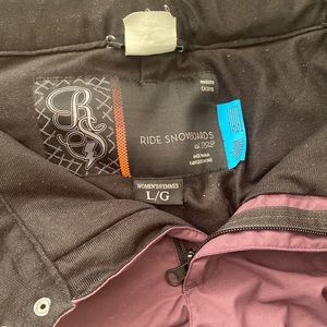 Burton Womens snowboard pants. Flare leg. Size Large.